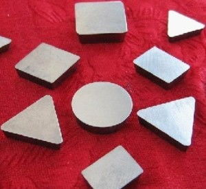 钢结硬质合金